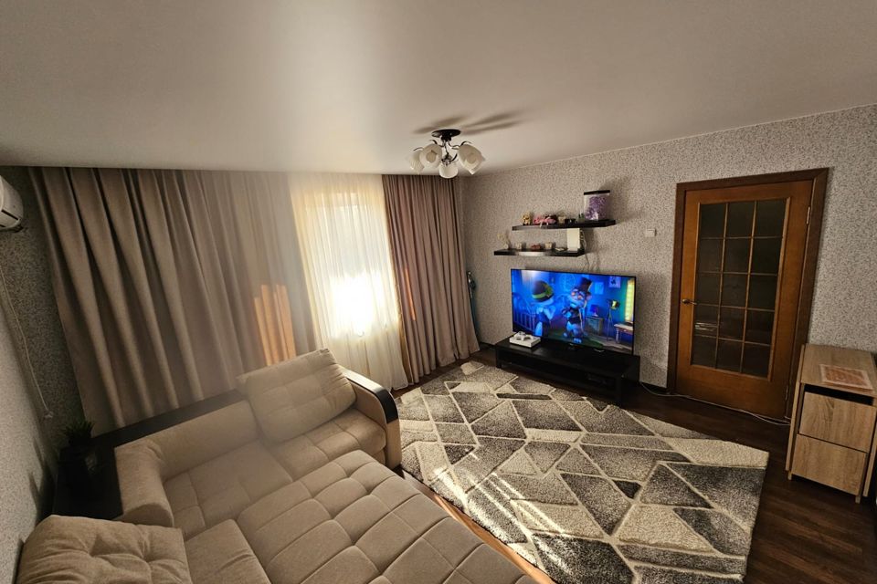 Продаётся 3-комнатная квартира, 60.7 м²