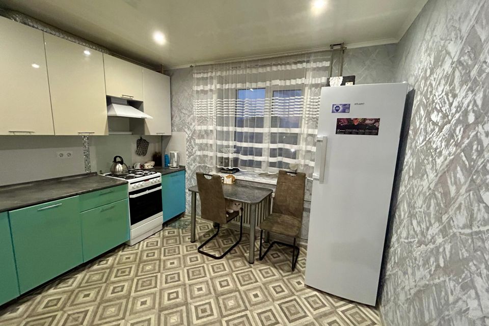Продаётся 1-комнатная квартира, 43.3 м²