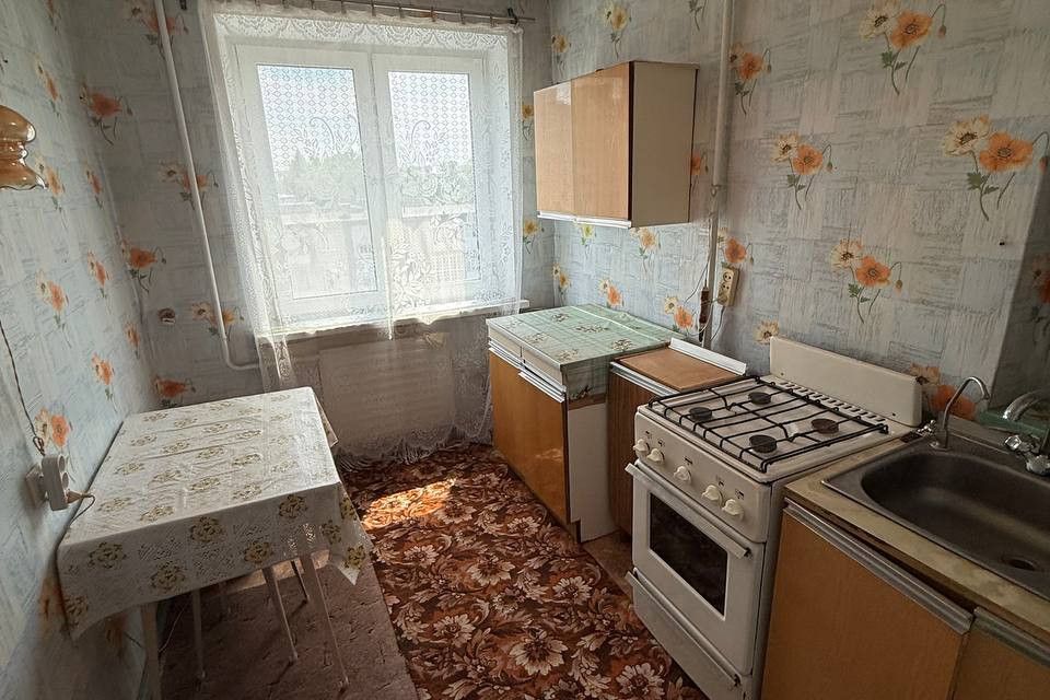 Продаётся 3-комнатная квартира, 59.6 м²