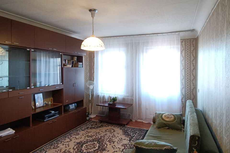 Продаётся 3-комнатная квартира, 53.9 м²