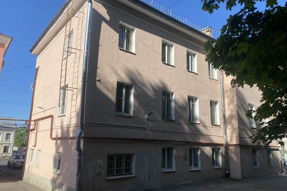 Продаётся 3-комнатная квартира, 74.8 м²