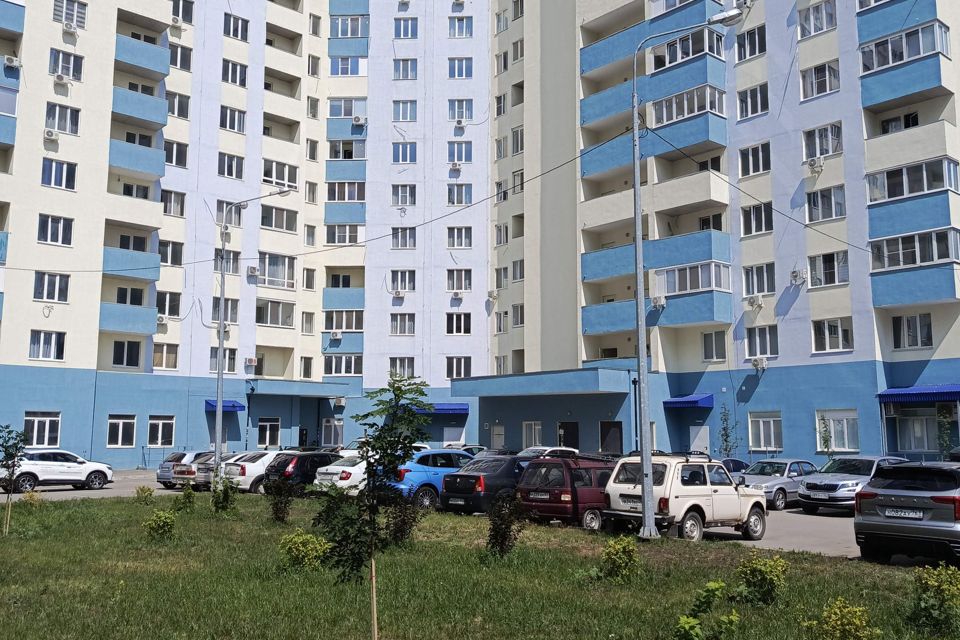 Продаётся 3-комнатная квартира, 103.8 м²