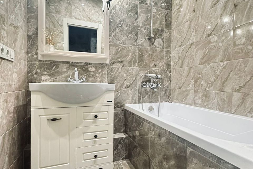 Продаётся 2-комнатная квартира, 42 м²