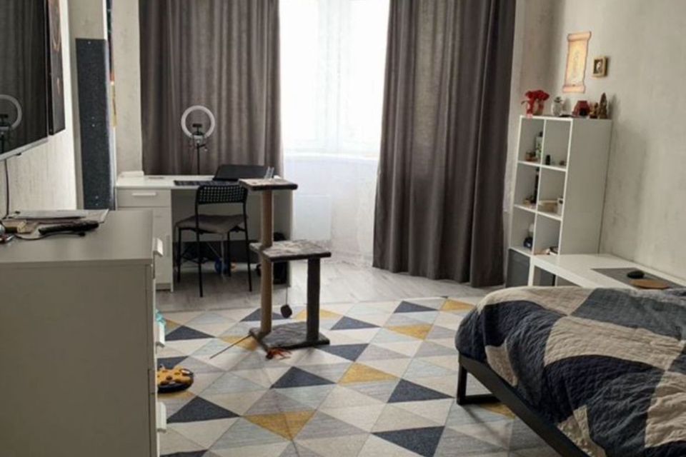 Продаётся 1-комнатная квартира, 35.7 м²