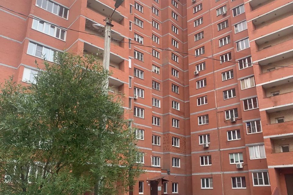 Продаётся 1-комнатная квартира, 41.2 м²