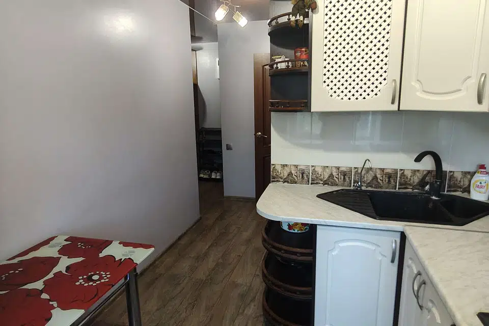 Продаётся 3-комнатная квартира, 53 м²