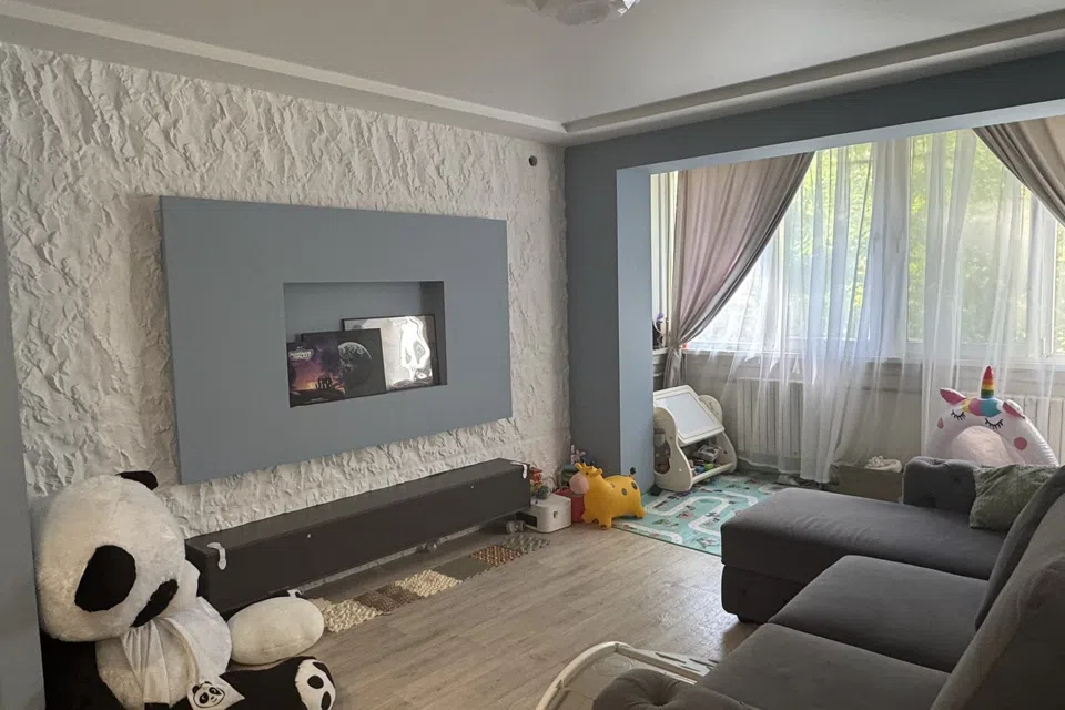 Продаётся 3-комнатная квартира, 63 м²