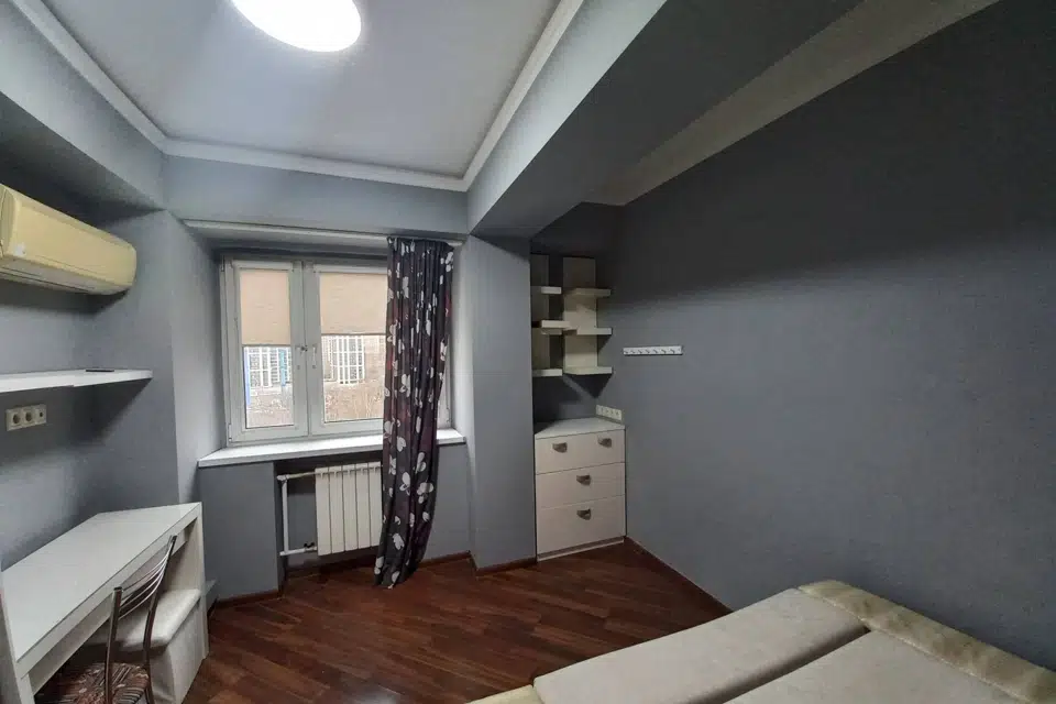 Продаётся 3-комнатная квартира, 72.5 м²