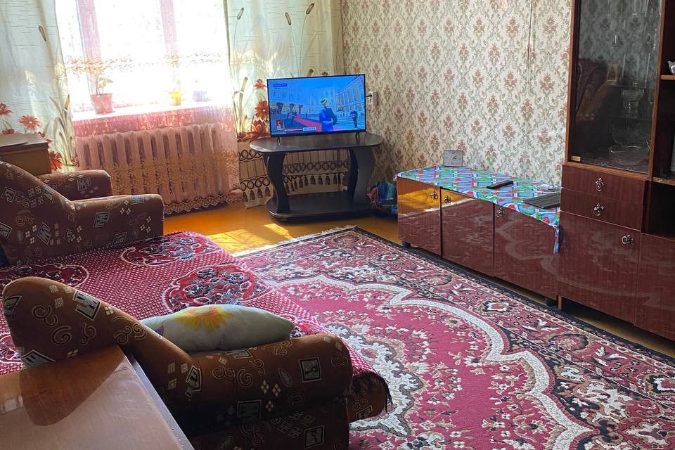 Продаётся 3-комнатная квартира, 58.6 м²