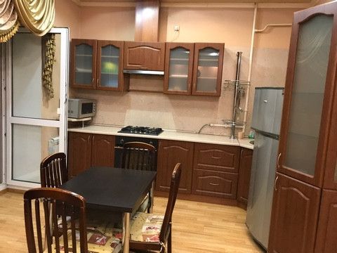 Сдаётся 3-комнатная квартира, 90 м²