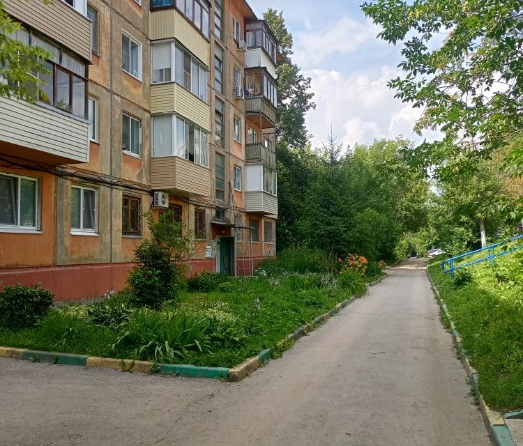 Продаётся 3-комнатная квартира, 53.9 м²