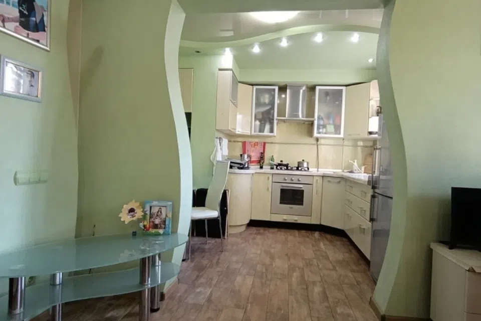 Продаётся 3-комнатная квартира, 73 м²