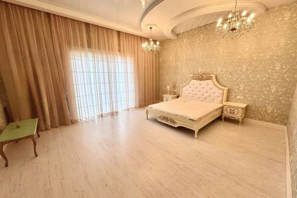Продаётся 2-этажный дом, 515 м²