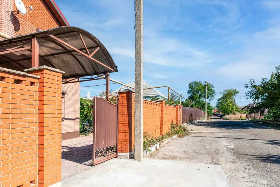 Продаётся 2-этажный дом, 140 м²