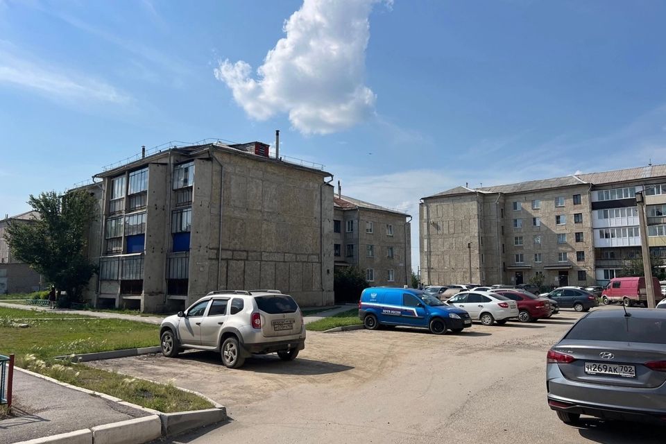 Продаётся 4-комнатная квартира, 78 м²