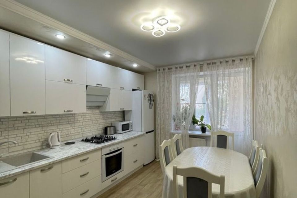 Продаётся 2-комнатная квартира, 58.5 м²