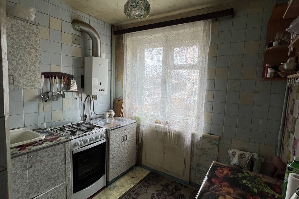 Продаётся 3-комнатная квартира, 58.9 м²