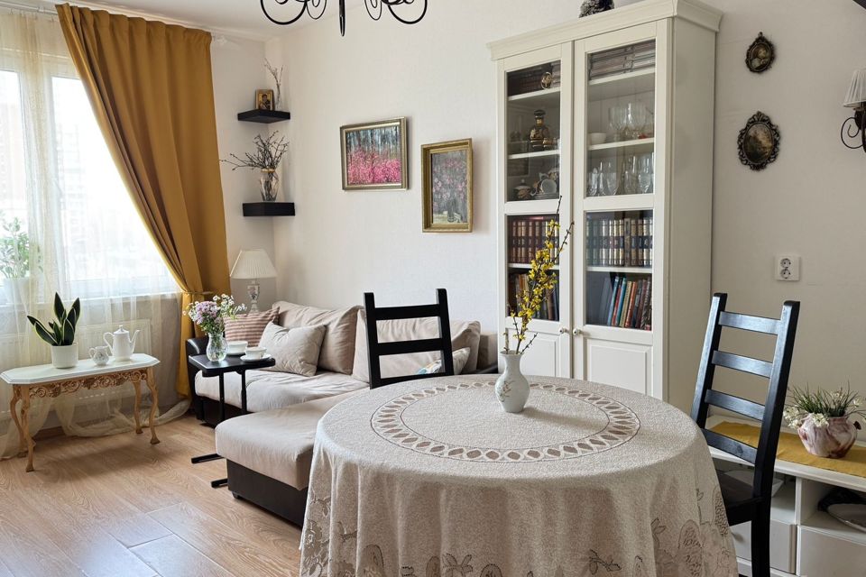 Продаётся 1-комнатная квартира, 36.7 м²