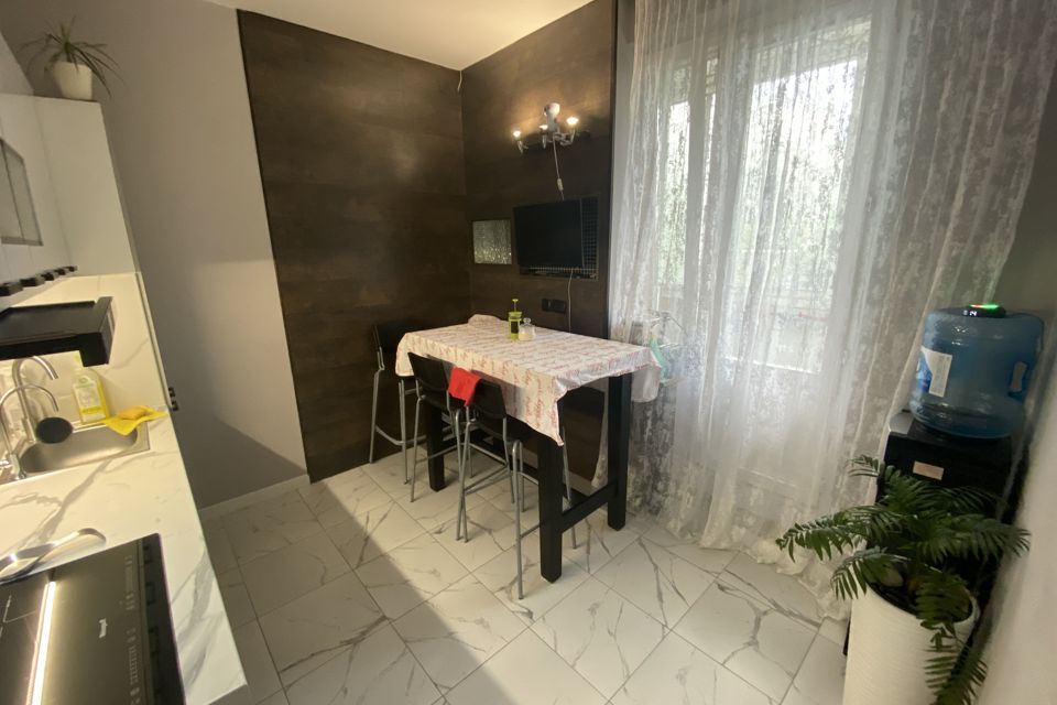 Продаётся 1-комнатная квартира, 40 м²