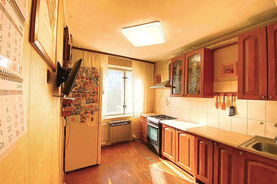 Продаётся 3-комнатная квартира, 62.3 м²