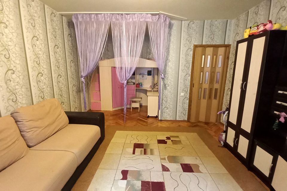 Продаётся 1-комнатная квартира, 39.2 м²