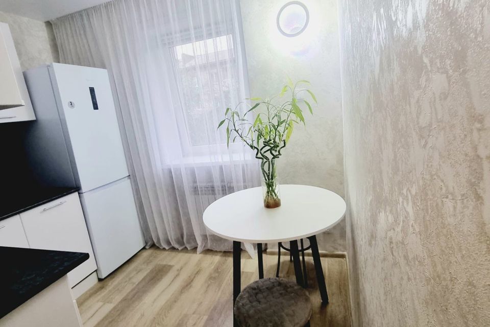 Продаётся 2-комнатная квартира, 42.9 м²