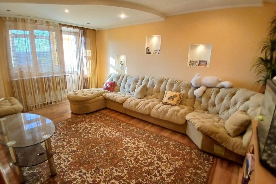 Продаётся 3-комнатная квартира, 60 м²