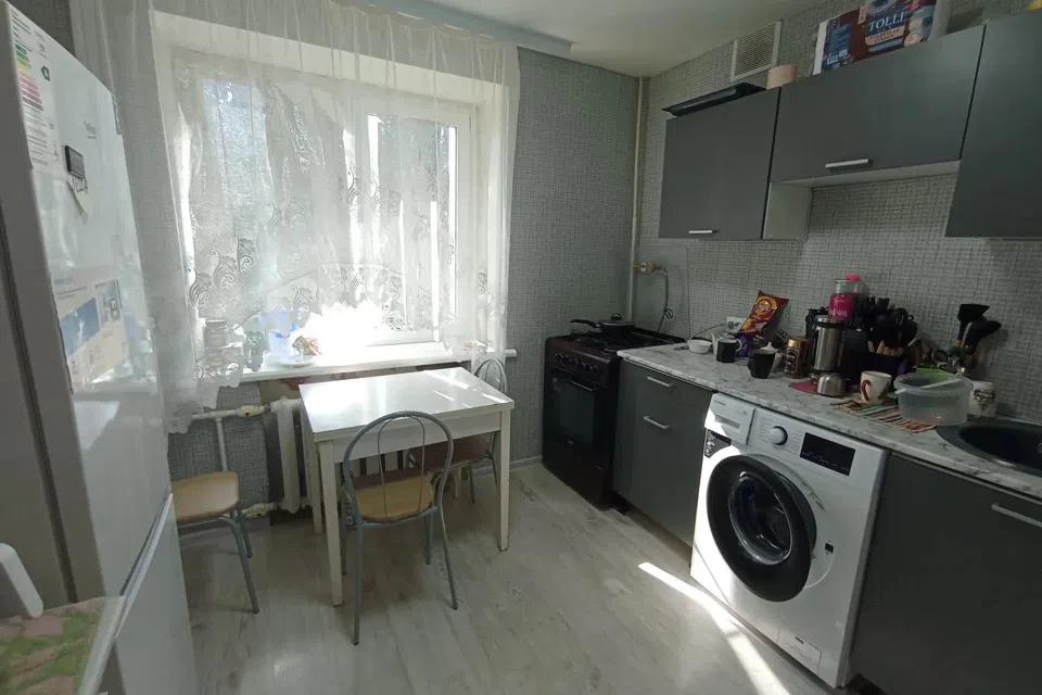 Продаётся 2-комнатная квартира, 49.4 м²