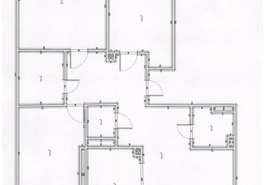 Продаётся 4-комнатная квартира, 128 м²