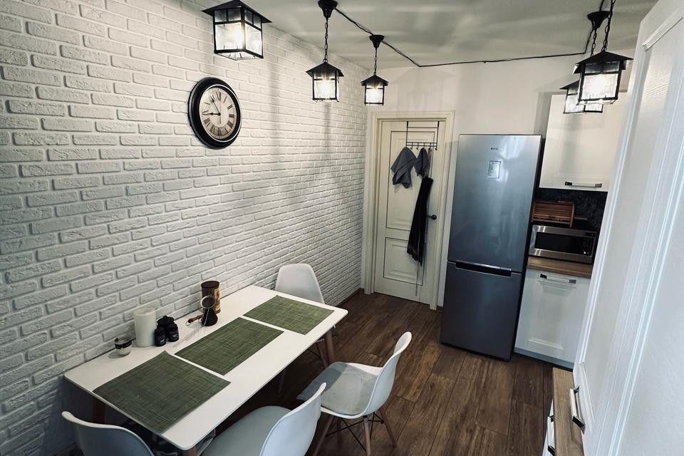 Продаётся 2-комнатная квартира, 62.2 м²
