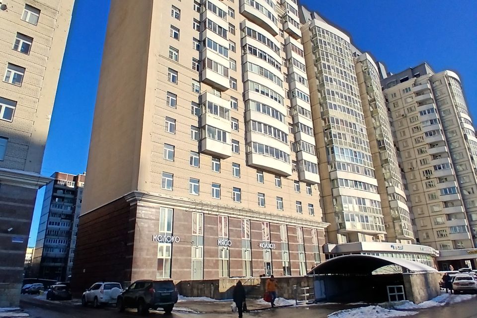 Продаётся 1-комнатная квартира, 42 м²