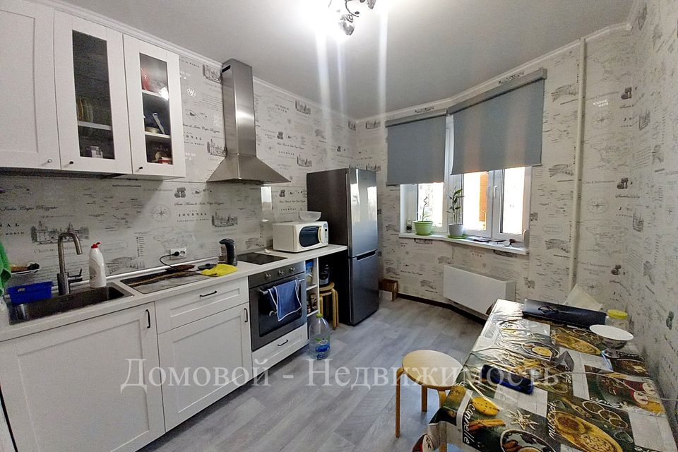 Продаётся 1-комнатная квартира, 37.9 м²