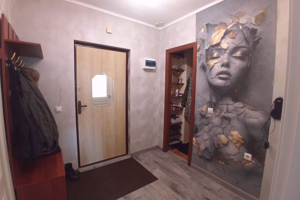 Продаётся 1-комнатная квартира, 43 м²