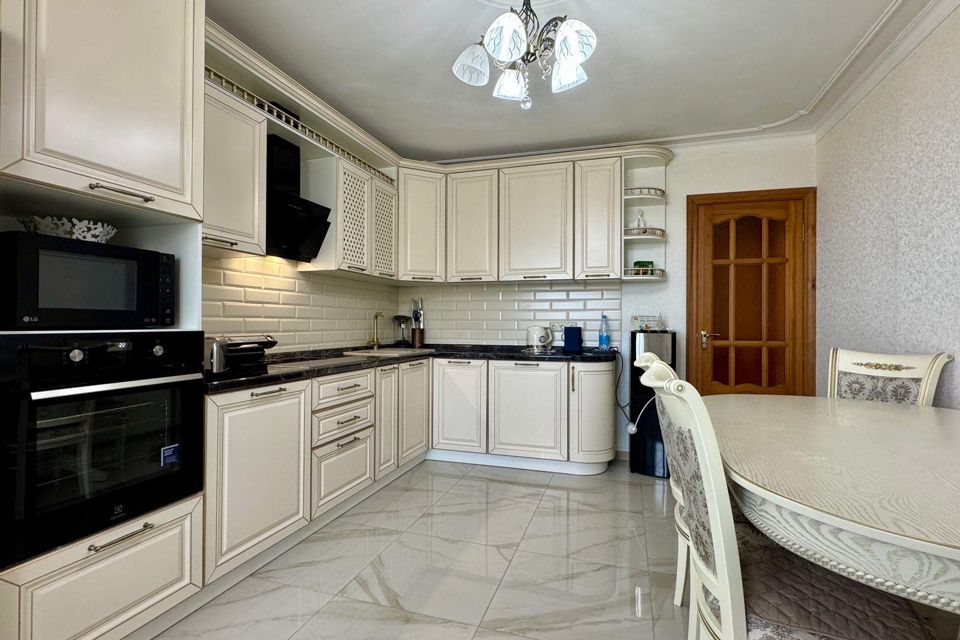 Продаётся 2-комнатная квартира, 73 м²