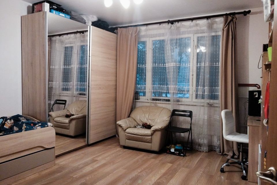 Продаётся 1-комнатная квартира, 39.2 м²