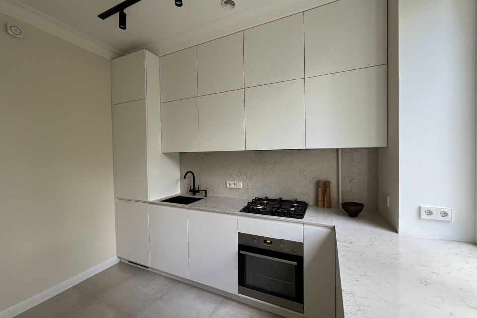 Продаётся 2-комнатная квартира, 57 м²