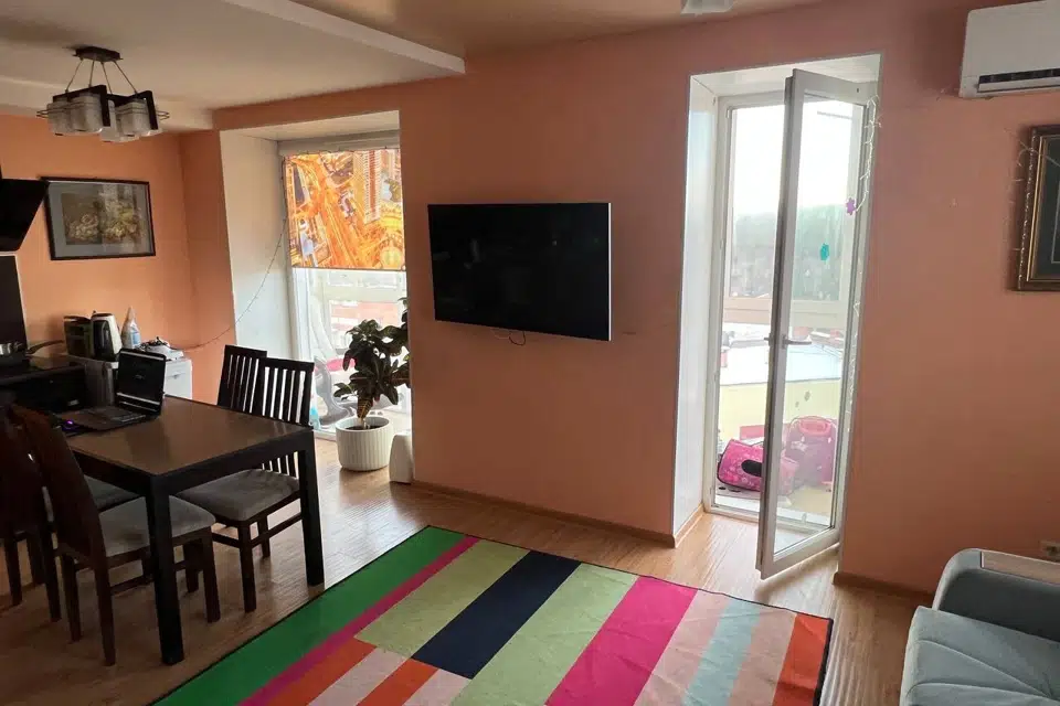Продаётся 3-комнатная квартира, 71.1 м²