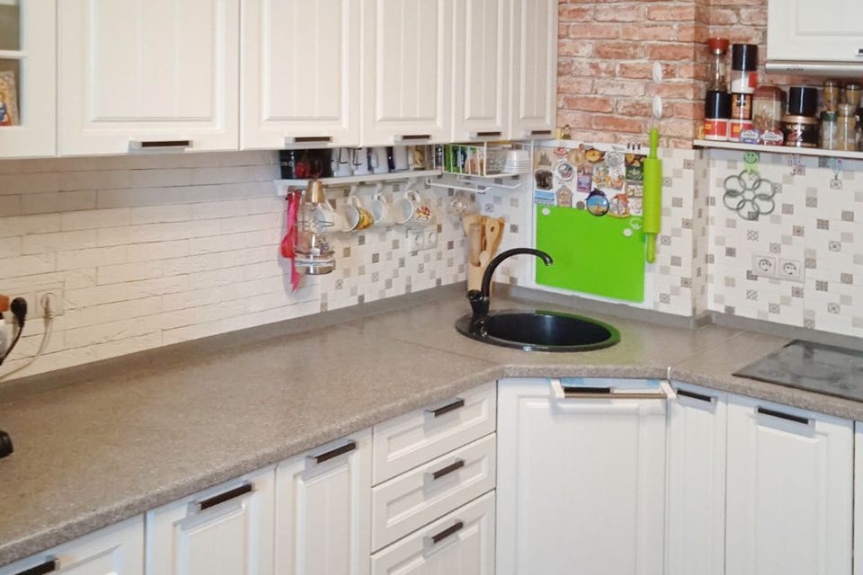 Продаётся 1-комнатная квартира, 37.8 м²