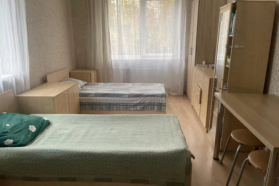 Продаётся комната в 3-комн. квартире, 18 м²