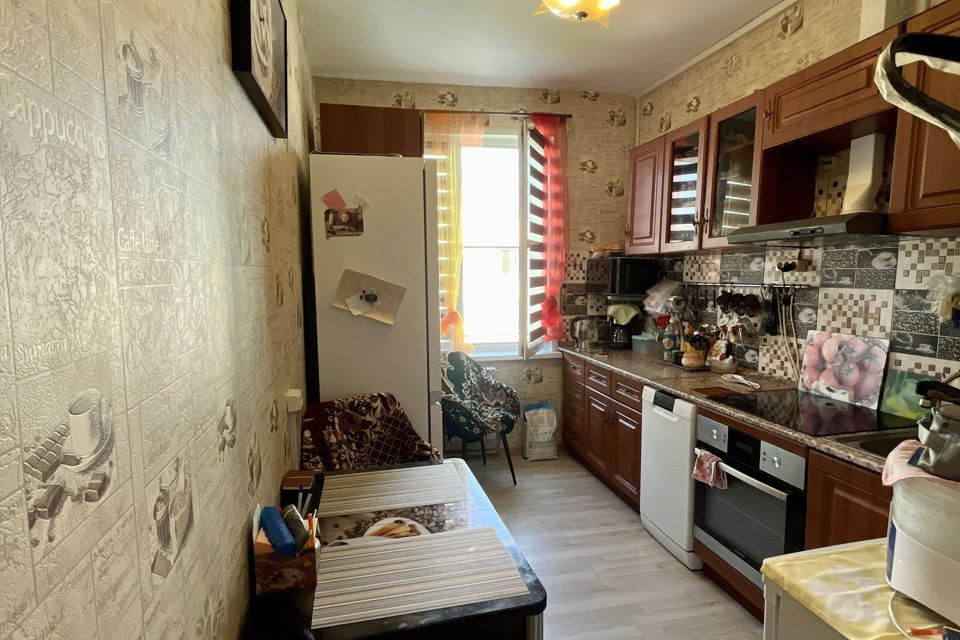 Продаётся 3-комнатная квартира, 56.2 м²