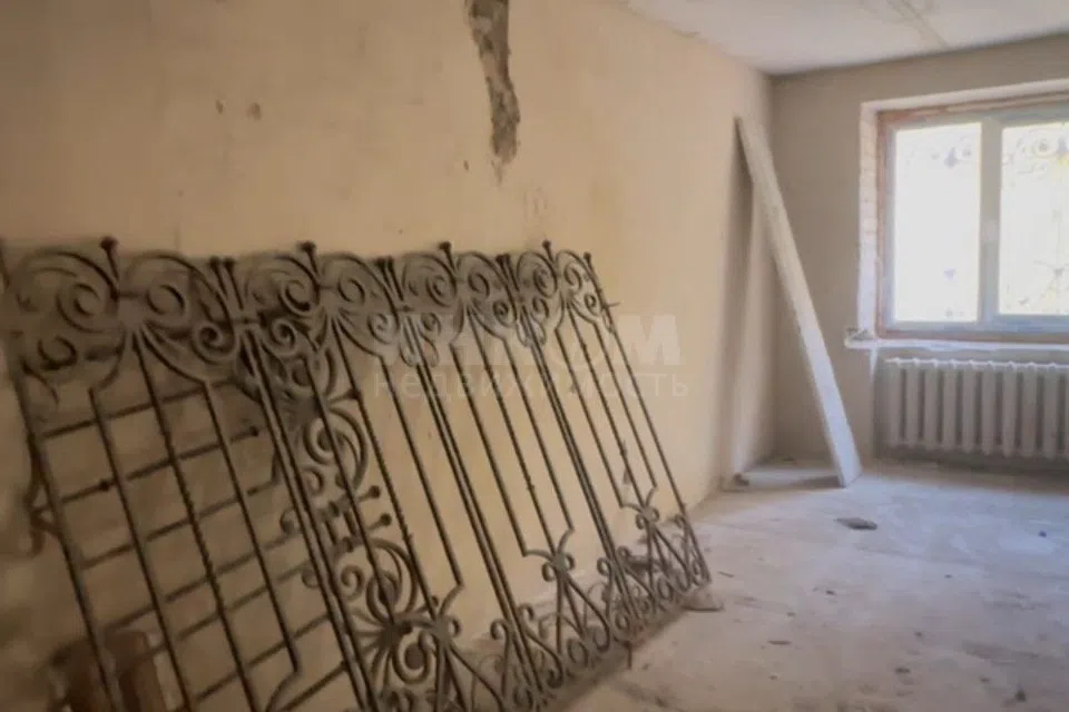 Продаётся помещение своб. назначения, 235 м²