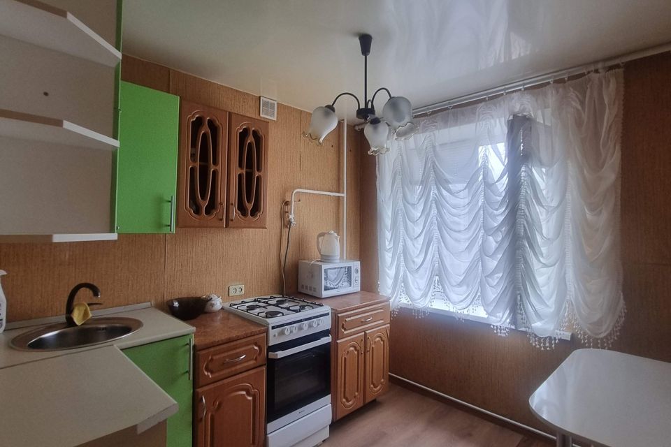 Сдаётся 3-комнатная квартира, 58.2 м²