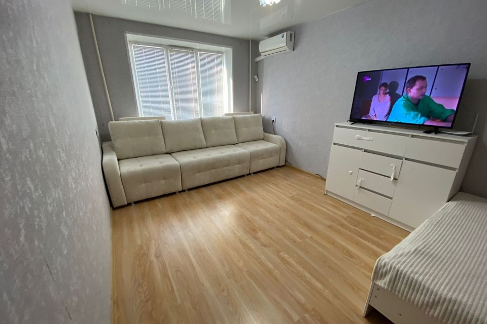 Продаётся 1-комнатная квартира, 37.9 м²