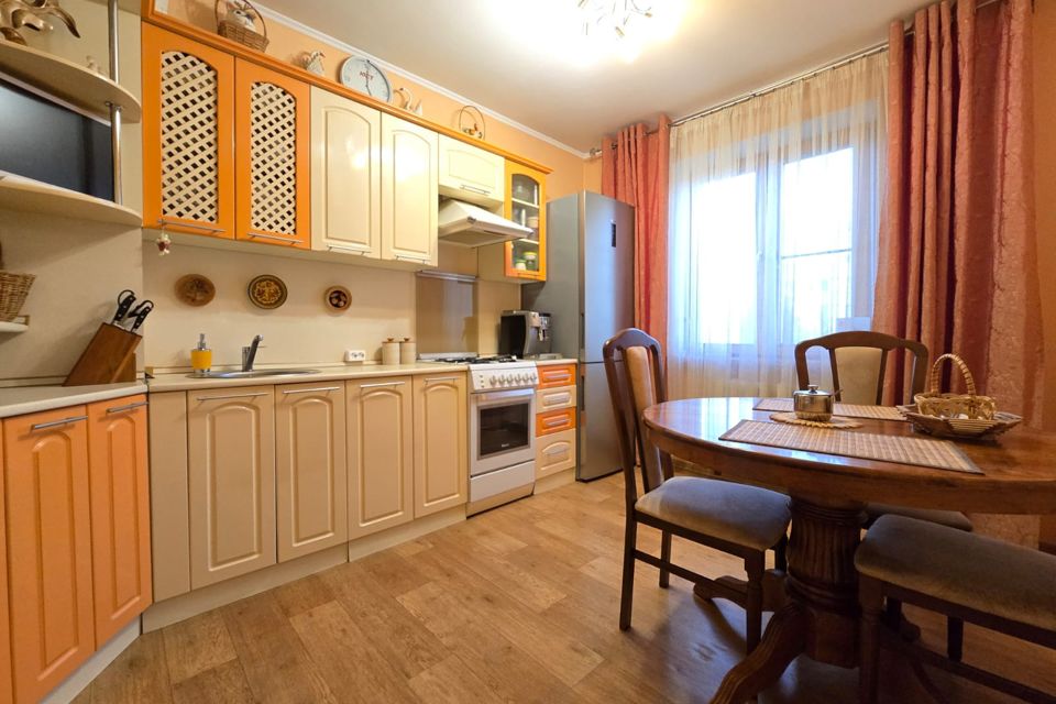 Продаётся 2-комнатная квартира, 55.4 м²