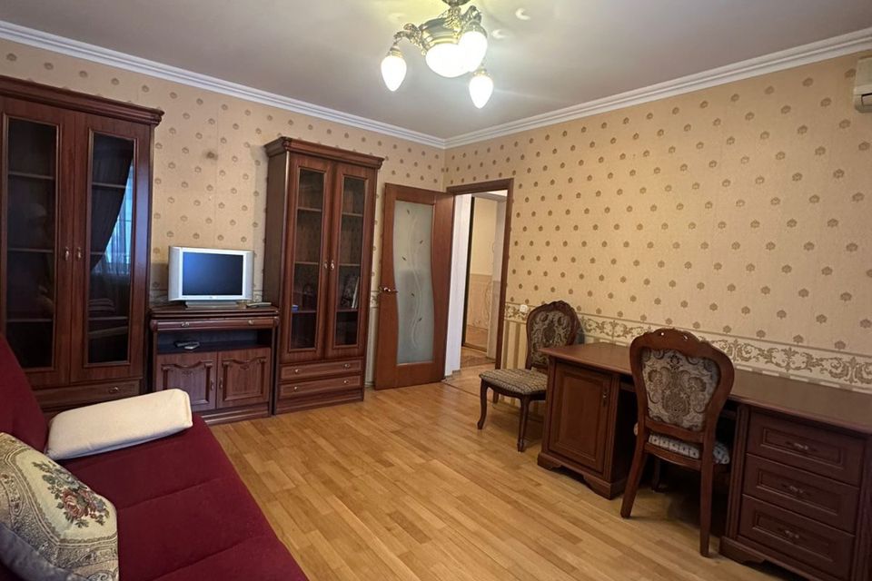 Продаётся 3-комнатная квартира, 118.6 м²