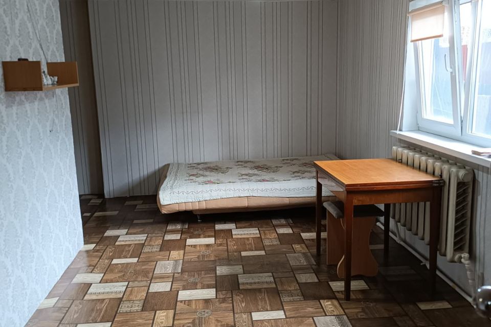 Продаётся 3-комнатная квартира, 25.7 м²