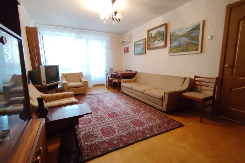 Продаётся 2-комнатная квартира, 58 м²