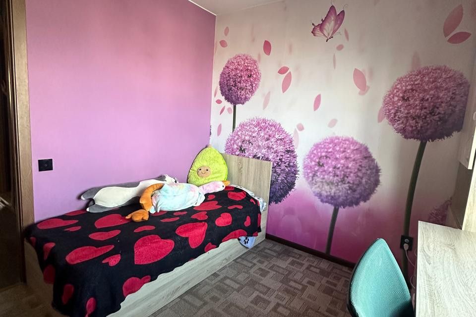 Продаётся 4-комнатная квартира, 73.6 м²