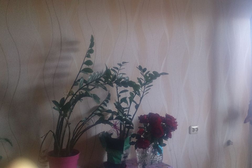Продаётся 4-комнатная квартира, 76.6 м²