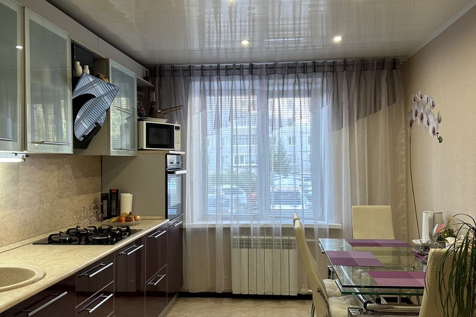 Продаётся 3-комнатная квартира, 70.6 м²